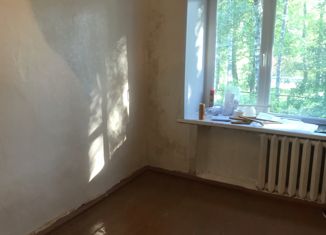 Продается комната, 80 м2, город Струнино, улица Островского, 3