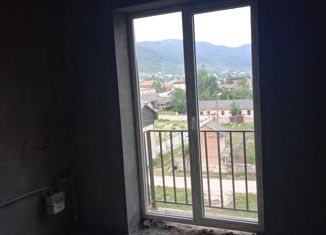 Продаю однокомнатную квартиру, 34.5 м2, посёлок Кашхатау, улица Залиханова, 3