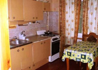 Продается двухкомнатная квартира, 49.9 м2, Калужская область, улица Комарова, 9