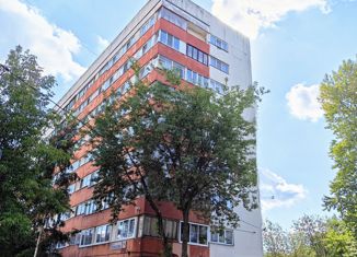 Продажа 3-ком. квартиры, 60 м2, Санкт-Петербург, улица Партизана Германа, 9, метро Ленинский проспект