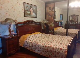 4-комнатная квартира на продажу, 214.1 м2, Железноводск, улица Труда, 6