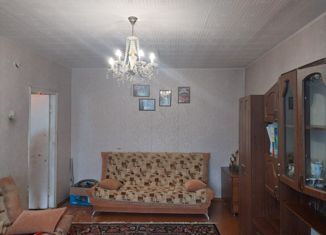 Продам 4-комнатную квартиру, 96 м2, Балашов, улица Менделеева, 4А