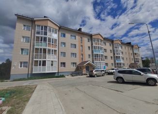 Продается двухкомнатная квартира, 40 м2, посёлок городского типа Высокий, улица Нефтяников, 10