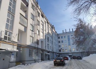 Продается четырехкомнатная квартира, 91.8 м2, Челябинск, Тракторозаводский район, проспект Ленина, 24