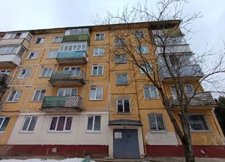 Продаю двухкомнатную квартиру, 46.5 м2, Тверская область, улица Калинина, 1