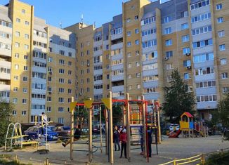 Продам двухкомнатную квартиру, 65 м2, Тюмень, улица Избышева, 8, ЖК Нефтяник