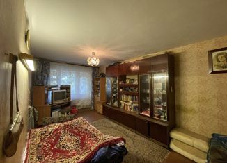 Продам 3-ком. квартиру, 67 м2, Бор, Клубная улица, 9