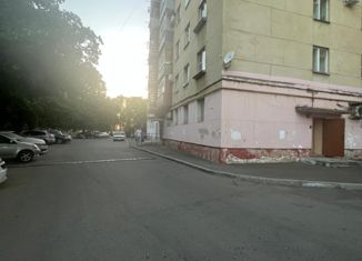 Продажа 3-ком. квартиры, 92.2 м2, Майкоп, улица Димитрова, 25