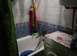 2-ком. квартира на продажу, 37 м2, село Таремское, Школьная улица, 19