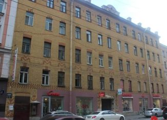 Продажа 2-комнатной квартиры, 58 м2, Санкт-Петербург, Большой проспект Петроградской стороны, 17, муниципальный округ Введенский