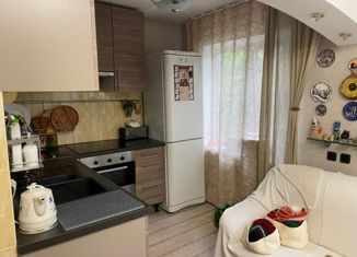 Продам 3-ком. квартиру, 55 м2, Северск, улица Куйбышева, 15