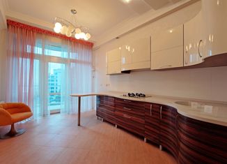 Продается 2-комнатная квартира, 120 м2, посёлок городского типа Гурзуф, Ялтинская улица, 16Б