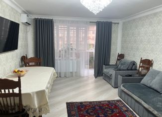 Продам двухкомнатную квартиру, 70 м2, Каспийск, Каспийская улица, 4Ж