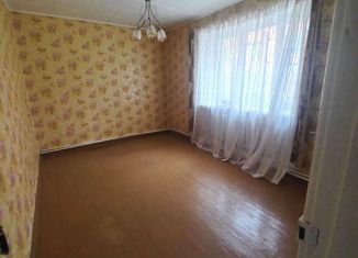 Продается двухкомнатная квартира, 44 м2, Воткинск, улица Достоевского, 1В