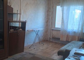 Продается трехкомнатная квартира, 82 м2, посёлок городского типа Гаспра, Риекская улица, 18