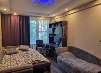 Продам 3-комнатную квартиру, 54.1 м2, Колпино, Павловская улица, 66