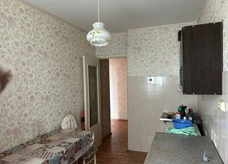 Аренда 2-комнатной квартиры, 64 м2, Екатеринбург, Карельская улица, 68