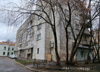 Продается 2-ком. квартира, 55 м2, Санкт-Петербург, 17-я линия Васильевского острова, 12В, 17-я линия Васильевского острова