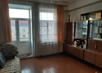 Продам 2-комнатную квартиру, 50.5 м2, Асбест, Уральская улица, 80