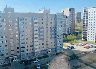 Трехкомнатная квартира на продажу, 95.7 м2, Алтайский край, улица Сергея Ускова, 3