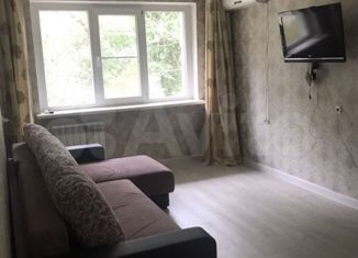 Продается двухкомнатная квартира, 42.3 м2, Элиста, улица Юрия Клыкова, 128, 2-й микрорайон