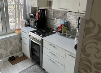 Продажа 1-ком. квартиры, 32 м2, Москва, улица Гришина, 17, улица Гришина