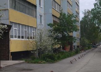 Продаю 3-ком. квартиру, 71 м2, Ульяновск, улица Рябикова, 69