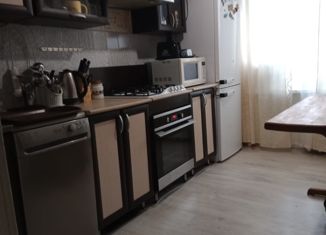 Продается 2-ком. квартира, 37.4 м2, Москва, улица Металлургов, 6, метро Перово