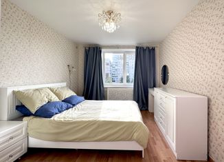 Продаю 3-комнатную квартиру, 72.1 м2, Санкт-Петербург, проспект Пятилеток, 17к1, проспект Пятилеток