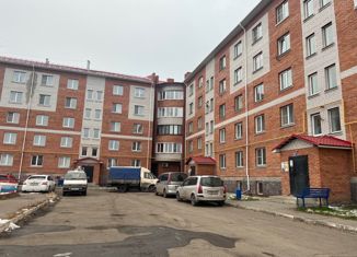 2-комнатная квартира на продажу, 50 м2, Калачинск, улица Калинина, 96