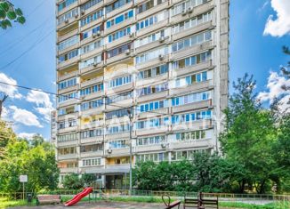 Продается трехкомнатная квартира, 64.8 м2, Москва, улица Строителей, 9, метро Университет