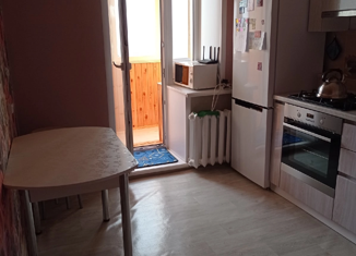 Продается 1-комнатная квартира, 36 м2, Менделеевск, улица Чоловского, 8