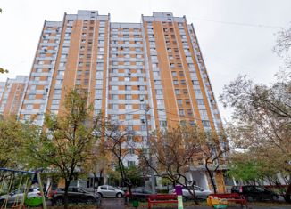 Продается 1-комнатная квартира, 38 м2, Москва, улица Демьяна Бедного, 2к4, метро Народное Ополчение