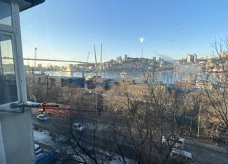 Продается двухкомнатная квартира, 57 м2, Владивосток, Первомайский район, улица Калинина, 107