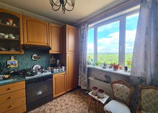 Продам 3-комнатную квартиру, 70.8 м2, Москва, улица Генерала Тюленева, 1, метро Тёплый Стан