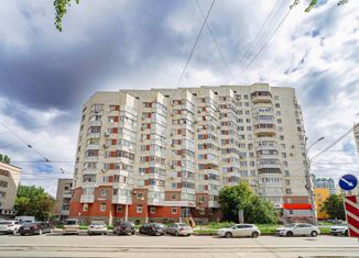 Продается трехкомнатная квартира, 73.5 м2, Екатеринбург, метро Уральская, улица Луначарского, 57