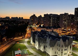 Продам 2-ком. квартиру, 64 м2, Воронеж, Олимпийский бульвар, 14, ЖК Ботанический сад