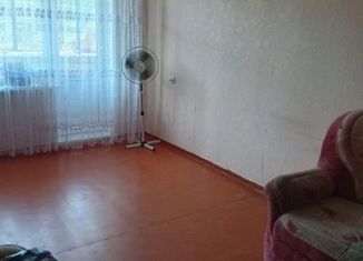 Продается 2-комнатная квартира, 44 м2, Железногорск, улица Димитрова, 3к5
