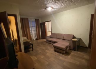 2-ком. квартира на продажу, 43.9 м2, Волхов, Молодёжная улица, 21