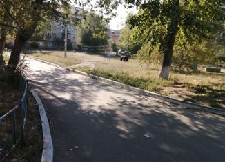 Продаю 2-ком. квартиру, 40 м2, Тольятти, Севастопольская улица, 4, Комсомольский район