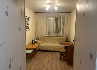 Продаю комнату, 60 м2, Тольятти, Советская улица, 89
