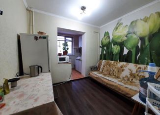 Продаю 1-ком. квартиру, 37 м2, Элиста, 2-й микрорайон, 12, 2-й микрорайон