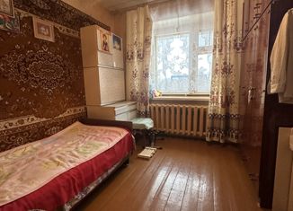 Продам 3-ком. квартиру, 80 м2, посёлок городского типа Чульман, Школьная улица, 12