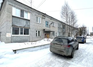 Продам однокомнатную квартиру, 32 м2, Нефтеюганск, микрорайон 11Б, 18