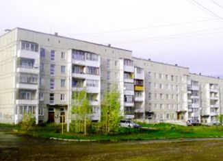 Продажа 1-комнатной квартиры, 35.8 м2, Карпинск, Трудовая улица, 40