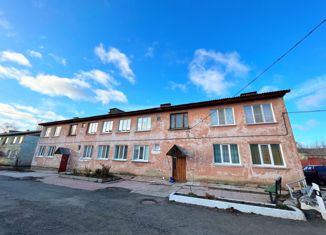 Трехкомнатная квартира на продажу, 57.3 м2, Камышлов, улица Строителей, 22