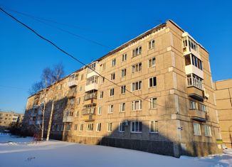 Продажа 2-комнатной квартиры, 45.2 м2, Серов, улица Каляева, 39
