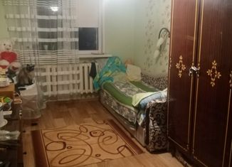 Продаю 3-ком. квартиру, 56 м2, Шебекино, улица Ленина, 43