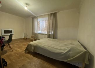Продается 2-ком. квартира, 50 м2, Абинск, улица Советов, 128А