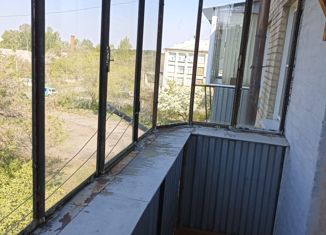 Двухкомнатная квартира на продажу, 41.7 м2, Троицк, улица имени Н.К. Крупской, 12